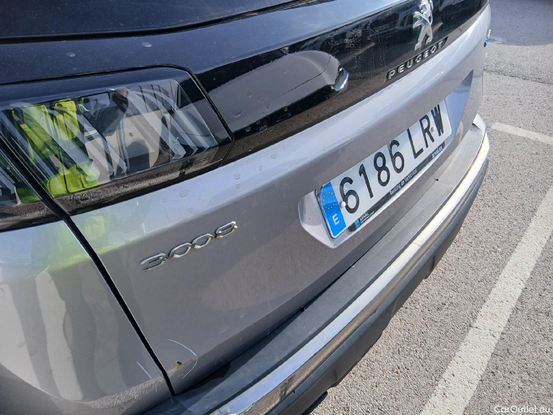  Peugeot  3008 PEUGEOT  Hybrid / 2020 / 5P / todoterreno 300 e-EAT8 Allure Pack #22