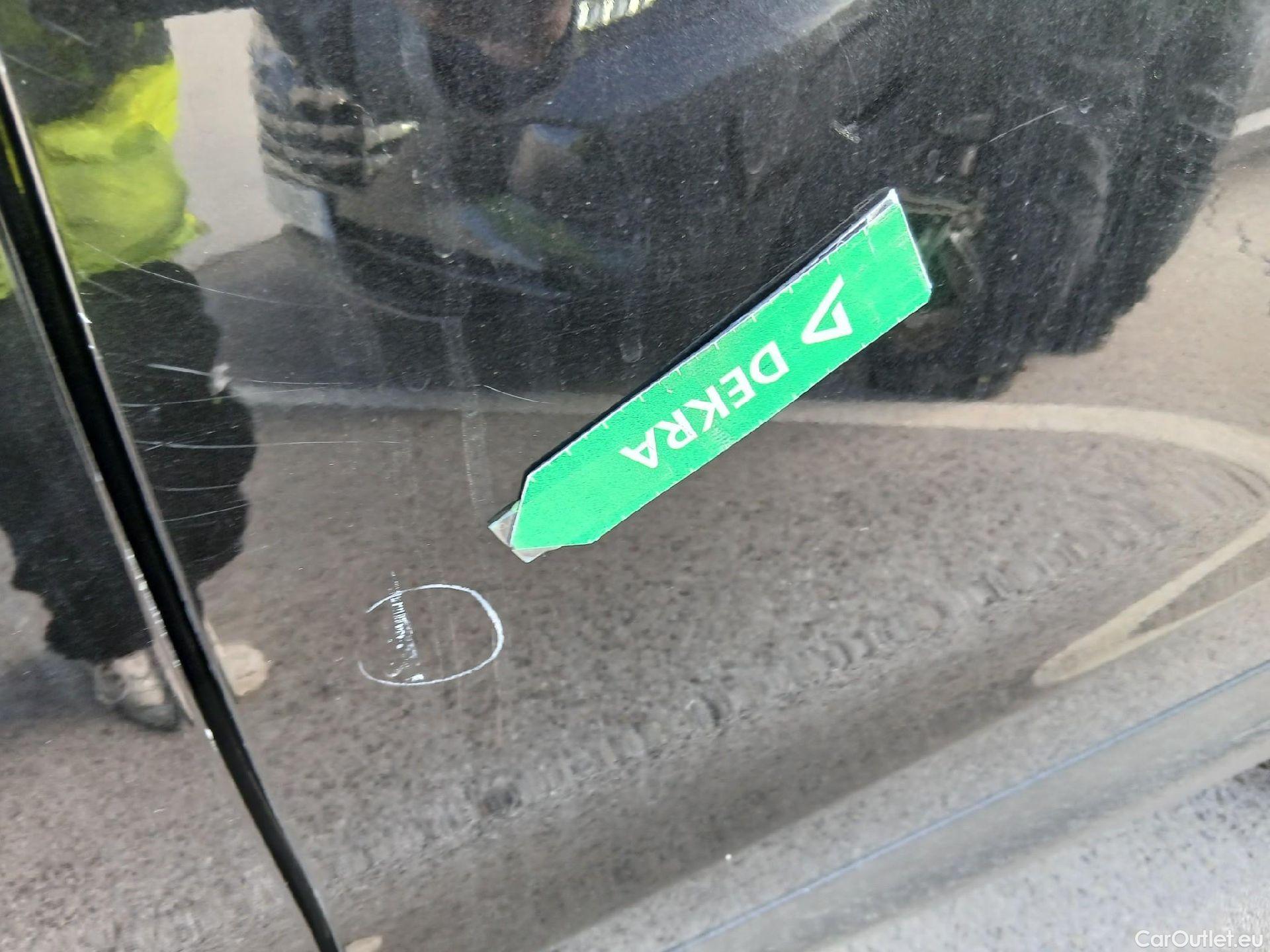  Nissan  Qashqai NISSAN  / 2017 / 5P / todoterreno dCi 85 kW (115 CV) E6D DCT N-CONNECTA #17