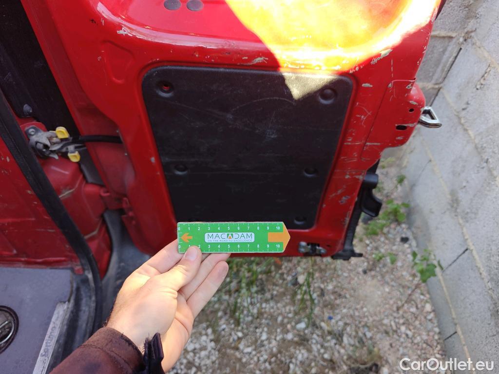  Fiat  Fiorino FIAT  / 2016 / 4P / furgón derivado de turismo Cargo Base N1 1.3 MJet 59 kW (80 CV) #84