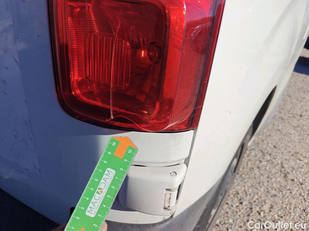  Citroen  Jumpy CITROEN  / 2016 / 4P / furgón Talla XS BlueHDi 120 S&S 6v CityVan #16