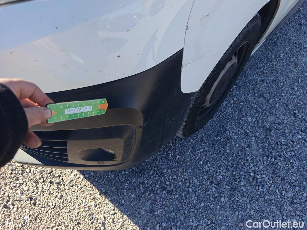  Citroen  Jumpy CITROEN  / 2016 / 4P / furgón Talla XS BlueHDi 120 S&S 6v CityVan #56