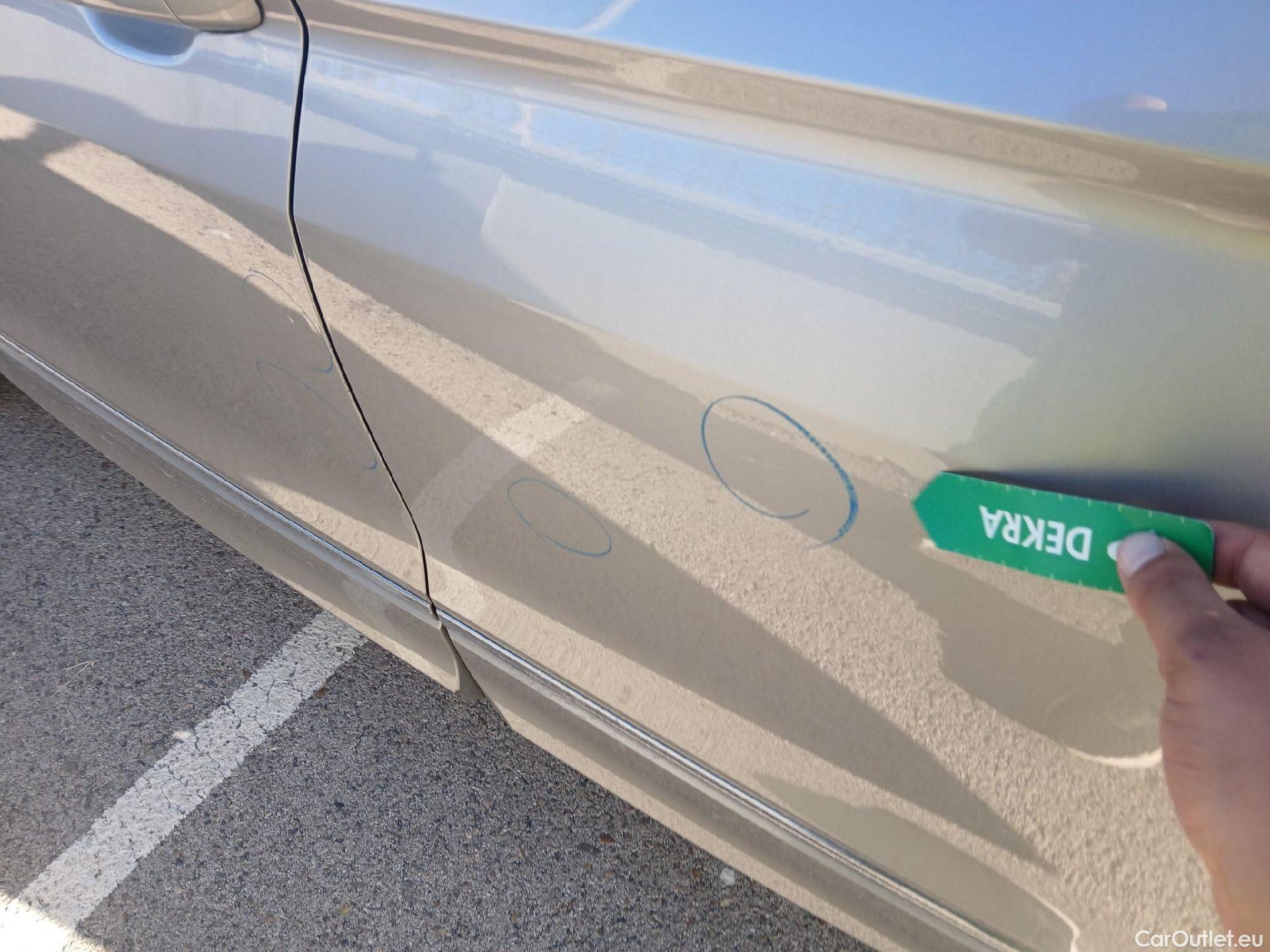  Volkswagen  Tiguan VOLKSWAGEN  / 2016 / 5P / todoterreno Advance 2.0 TDI 110kW (150CV) DSG #12