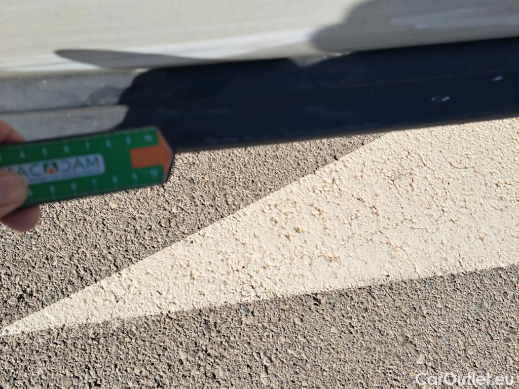  Ford  Transit FORD  / 2013 / 4P / furgón 350 96kW L3H2 Van Trend FWD #40