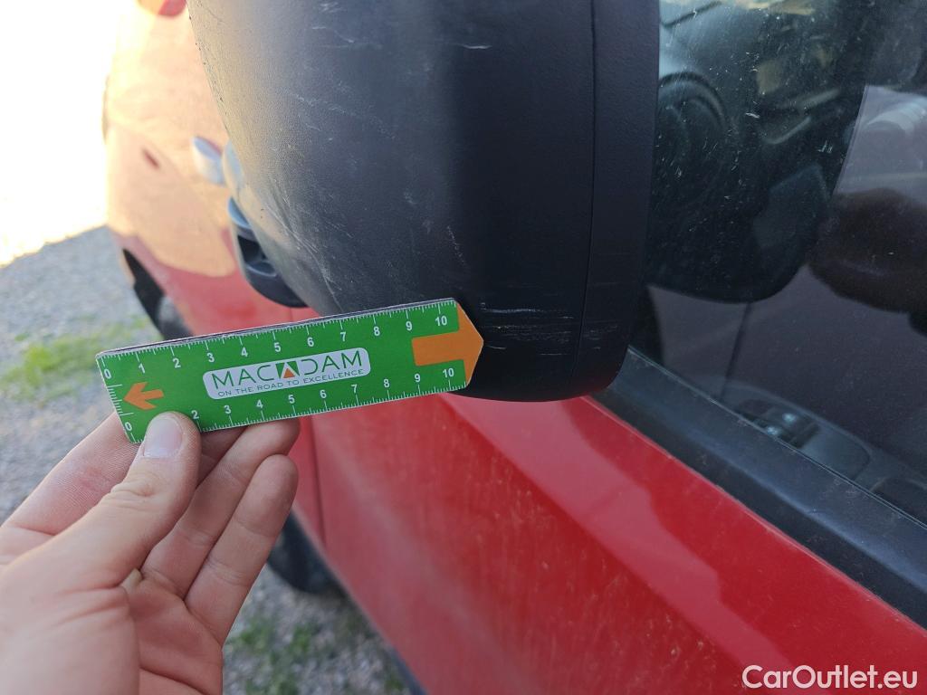  Fiat  Fiorino FIAT  / 2016 / 4P / furgón derivado de turismo Cargo Base N1 1.3 MJet 59 kW (80 CV) #80