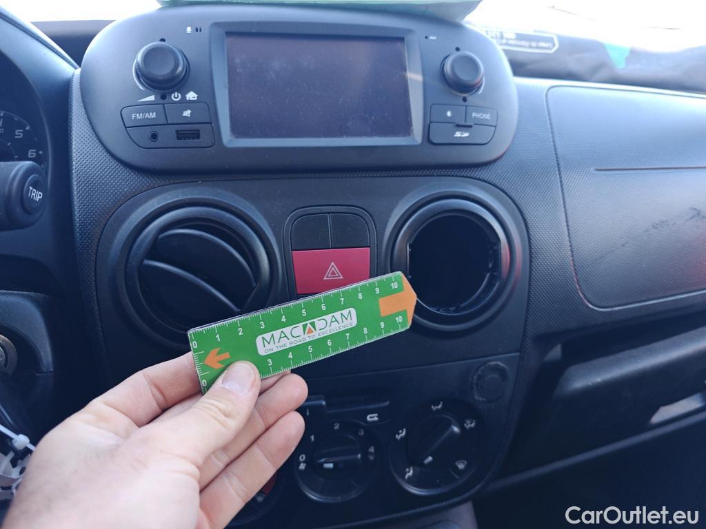  Fiat  Fiorino FIAT  / 2016 / 4P / furgón derivado de turismo Cargo Base N1 1.3 MJet 59 kW (80 CV) #42