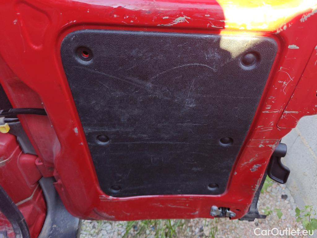  Fiat  Fiorino FIAT  / 2016 / 4P / furgón derivado de turismo Cargo Base N1 1.3 MJet 59 kW (80 CV) #85