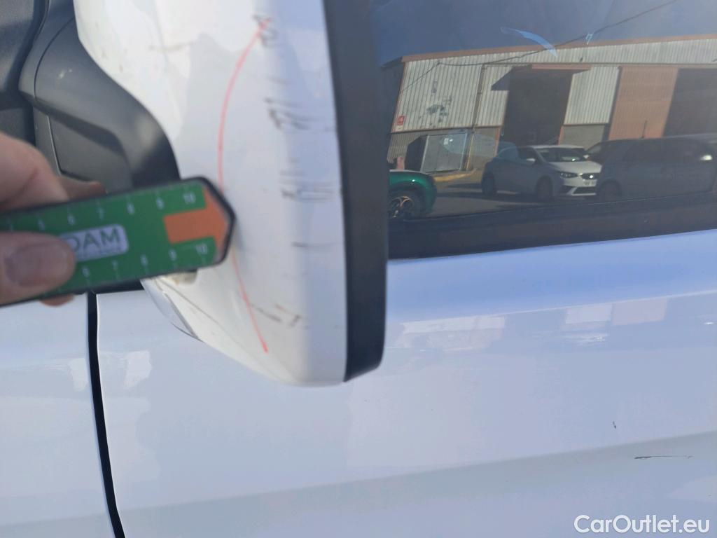  Ford  Transit FORD  Custom / 2012 / 4P / combi Kombi 2.0 TDCI 96kW 320 L1 Trend #60