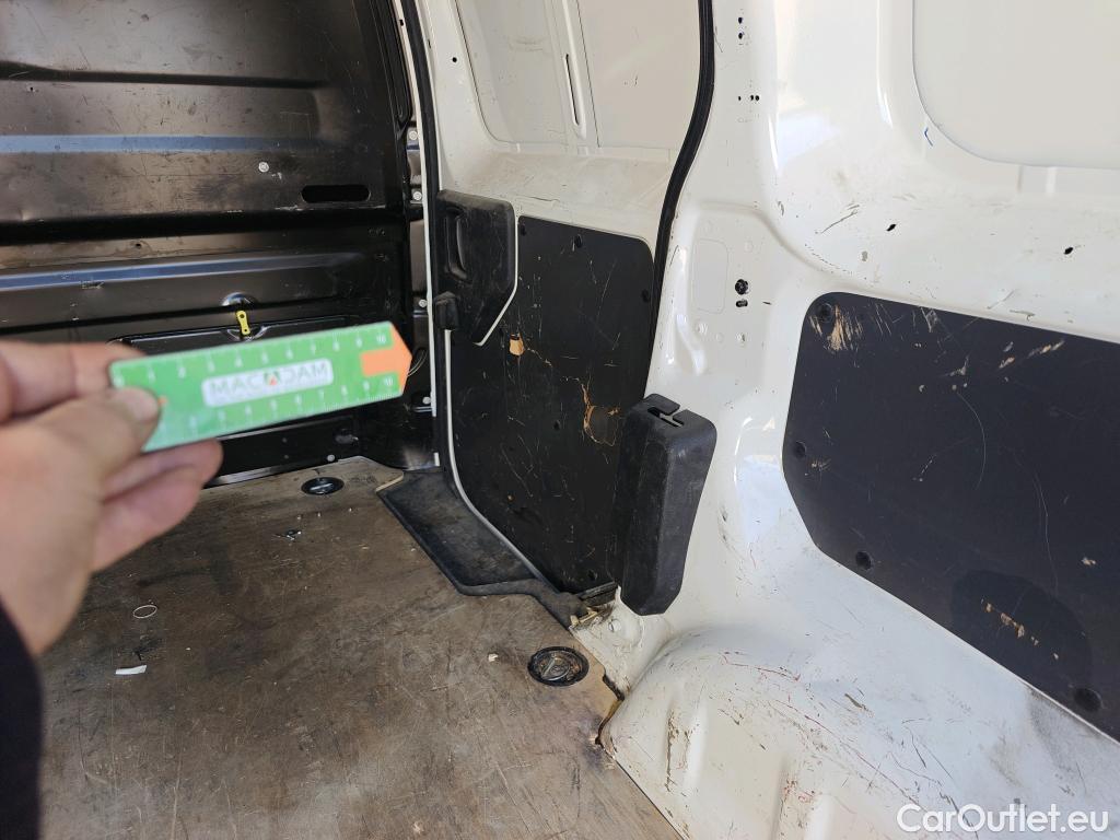  Citroen  Jumpy CITROEN  / 2016 / 4P / furgón Talla XS BlueHDi 120 S&S 6v CityVan #4