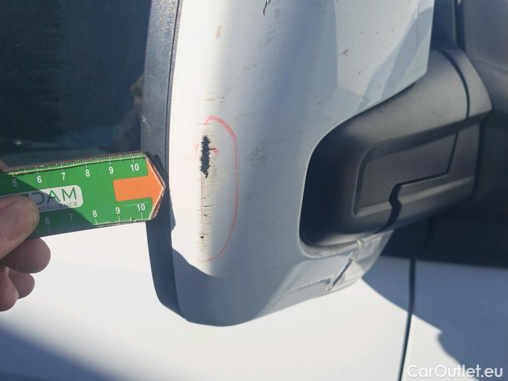  Ford  Transit FORD  Custom / 2012 / 4P / combi Kombi 2.0 TDCI 96kW 320 L1 Trend #62