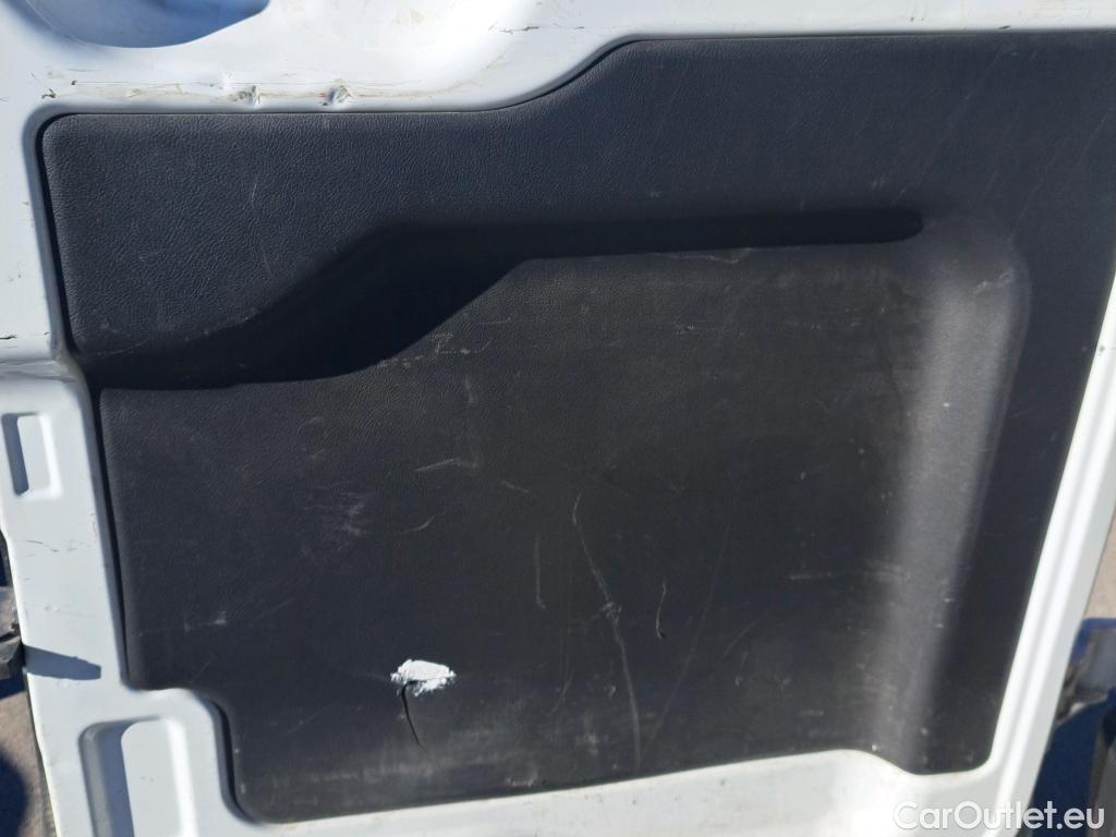  Ford  Transit FORD  / 2013 / 4P / furgón 350 96kW L3H2 Van Trend FWD #35