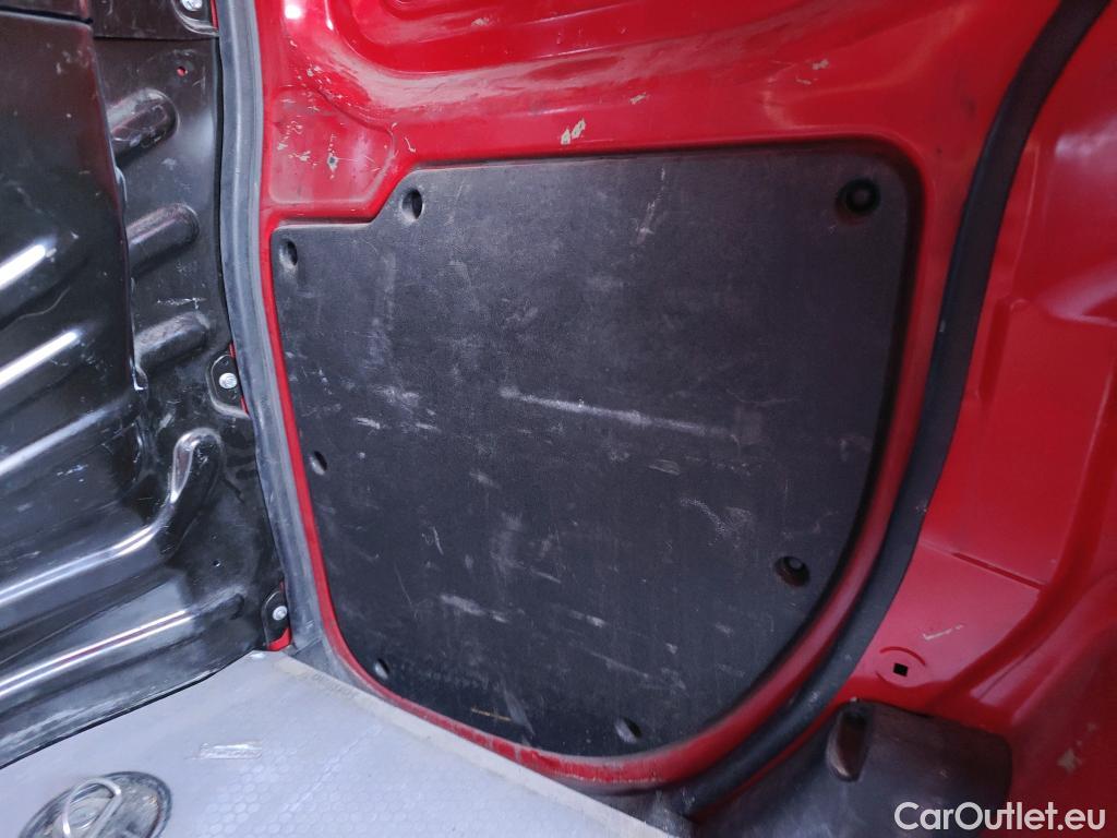  Fiat  Fiorino FIAT  / 2016 / 4P / furgón derivado de turismo Cargo Base N1 1.3 MJet 59 kW (80 CV) #87