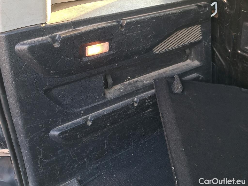  Citroen  Berlingo CITROEN  / 2018 / 4P / combi Talla M BlueHDi 100 LIVE (AC) #44