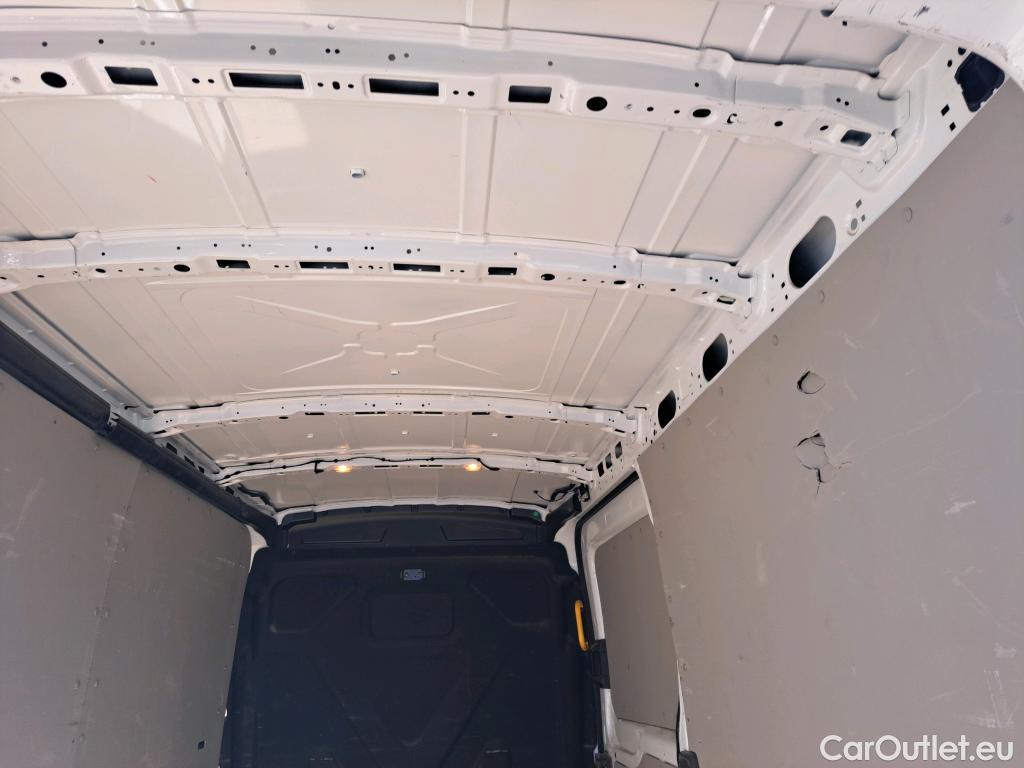  Ford  Transit FORD  / 2013 / 4P / furgón 350 96kW L3H2 Van Trend FWD #17