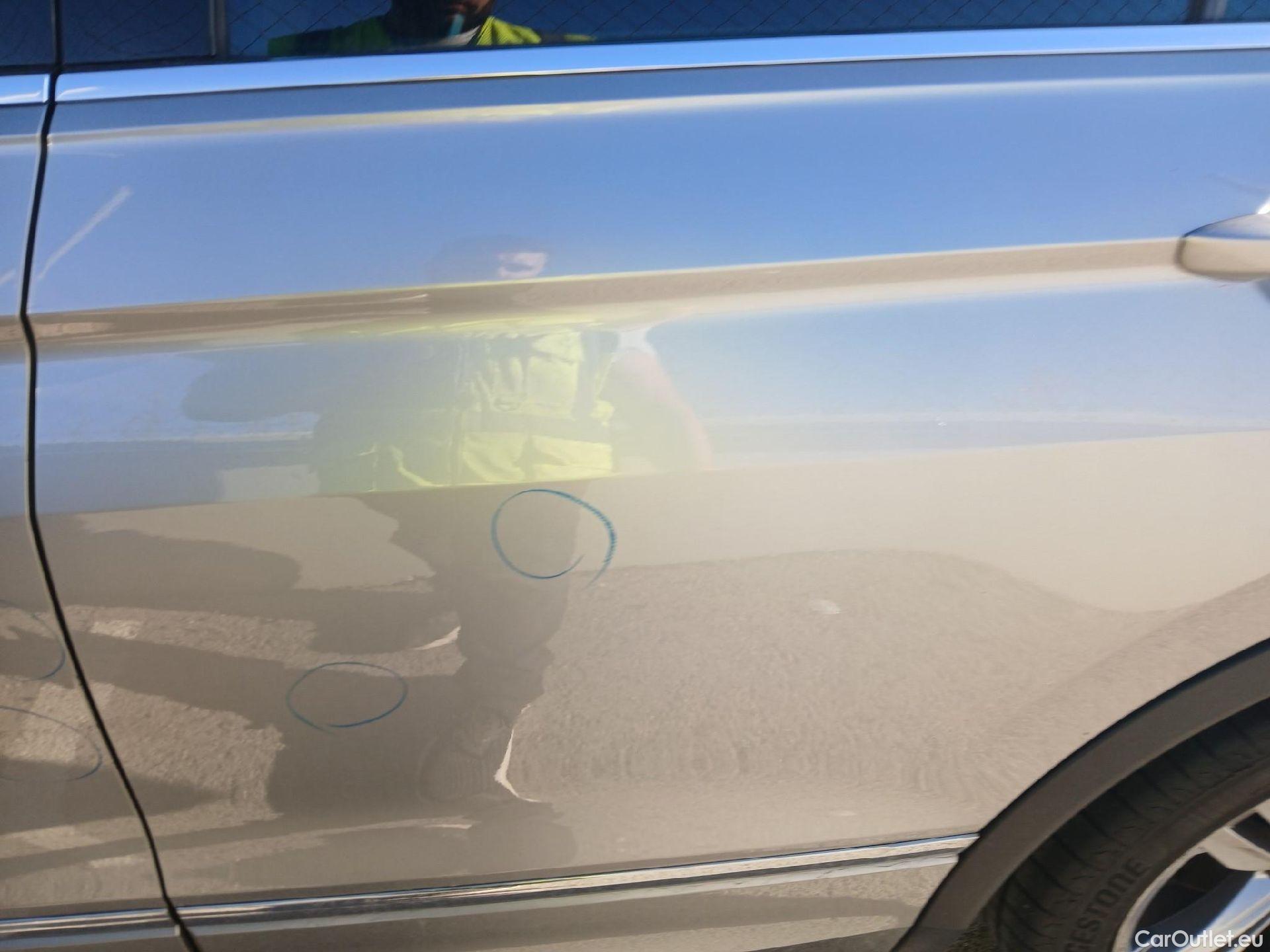  Volkswagen  Tiguan VOLKSWAGEN  / 2016 / 5P / todoterreno Advance 2.0 TDI 110kW (150CV) DSG #11