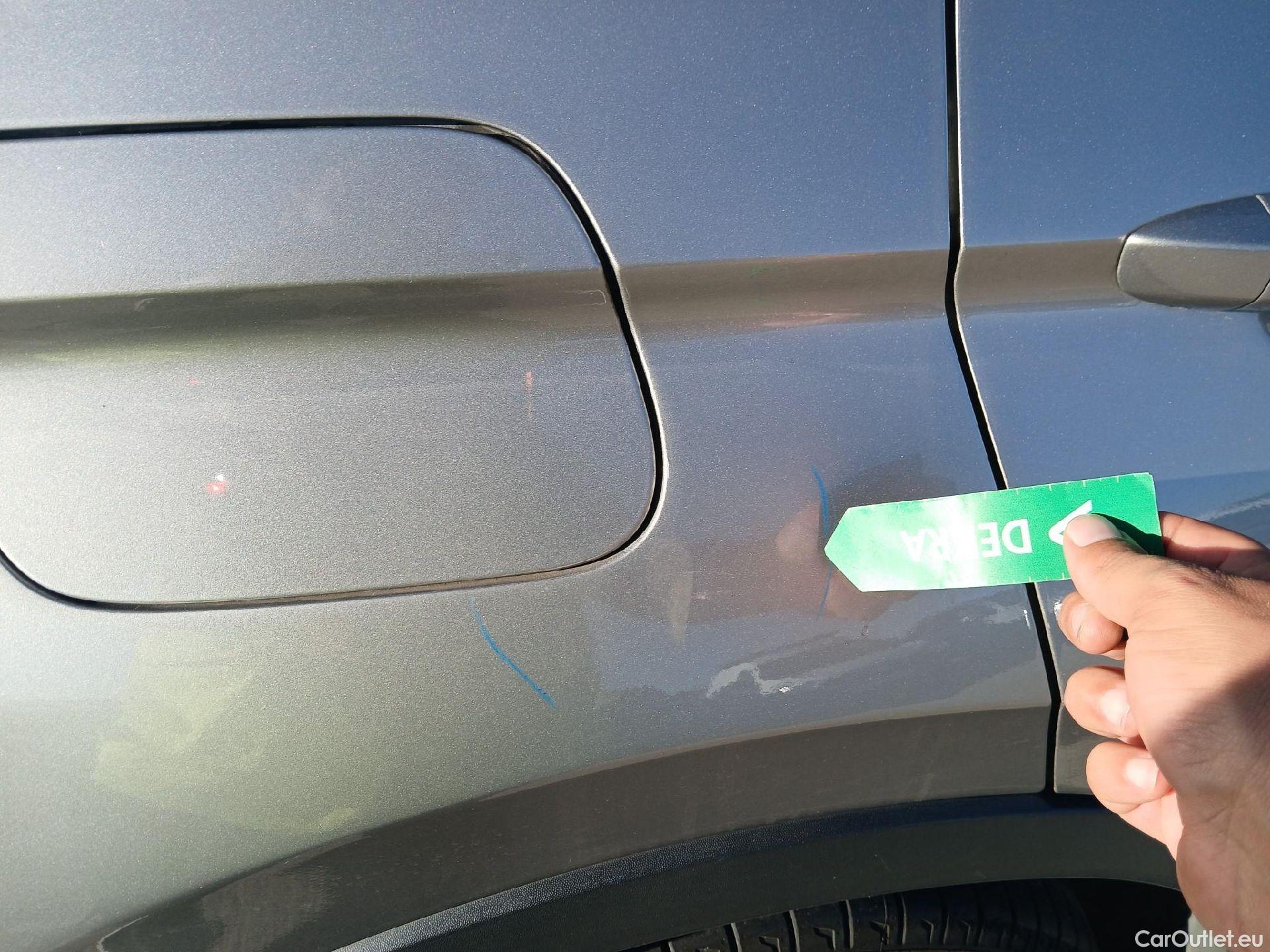  Volkswagen  Tiguan VOLKSWAGEN  / 2016 / 5P / todoterreno Advance 2.0 TDI 110kW (150CV) DSG #21