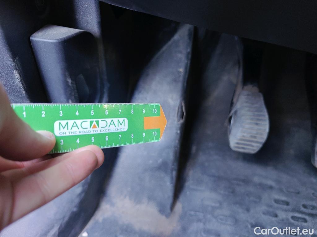  Fiat  Fiorino FIAT  / 2016 / 4P / furgón derivado de turismo Cargo Base N1 1.3 MJet 59 kW (80 CV) #46