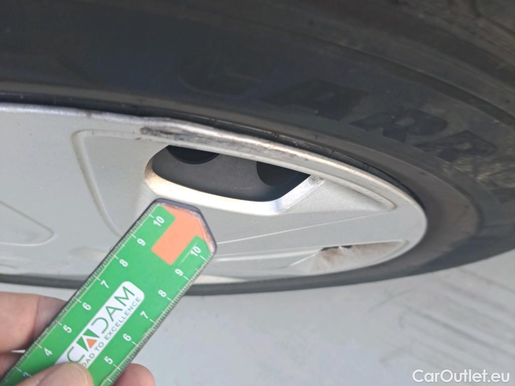  Ford  Transit FORD  Custom / 2012 / 4P / combi Kombi 2.0 TDCI 96kW 320 L1 Trend #58