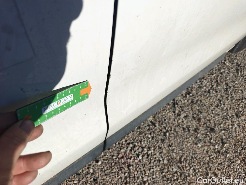  Citroen  Jumpy CITROEN  / 2016 / 4P / furgón Talla XS BlueHDi 120 S&S 6v CityVan #39