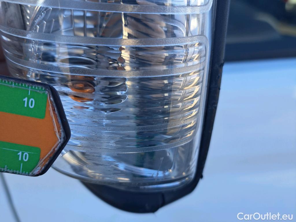  Ford  Transit FORD  / 2013 / 4P / furgón 350 96kW L3H2 Van Trend FWD #75