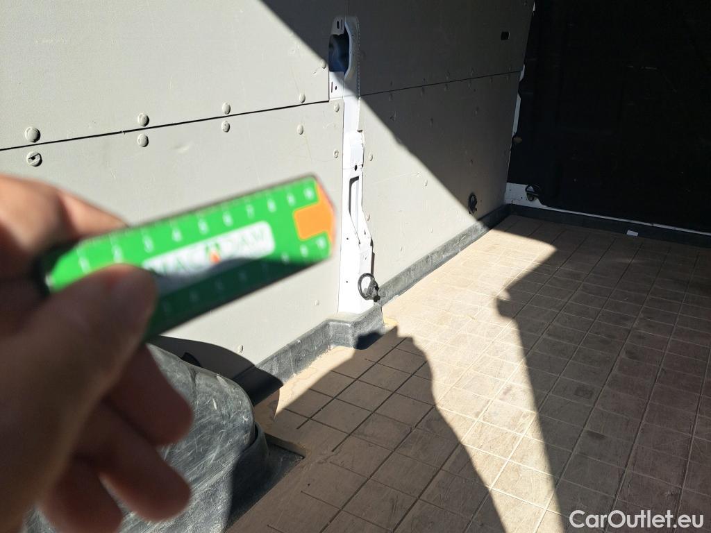  Ford  Transit FORD  / 2013 / 4P / furgón 350 96kW L3H2 Van Trend FWD #55