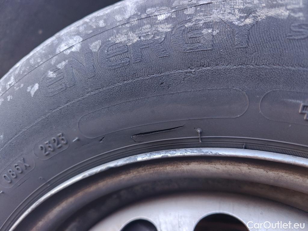  Fiat  Fiorino FIAT  / 2016 / 4P / furgón derivado de turismo Cargo Base N1 1.3 MJet 59 kW (80 CV) #65