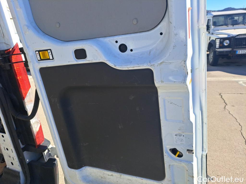  Ford  Transit FORD  / 2013 / 4P / furgón 350 96kW L3H2 Van Trend FWD #16