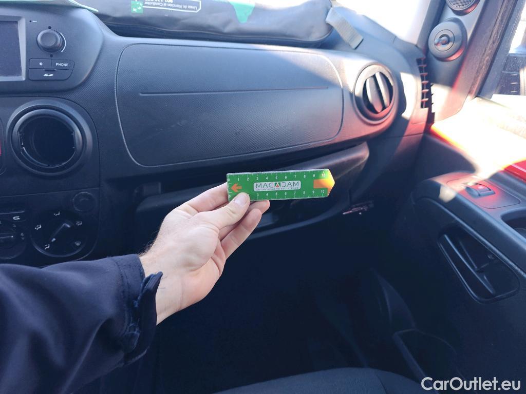  Fiat  Fiorino FIAT  / 2016 / 4P / furgón derivado de turismo Cargo Base N1 1.3 MJet 59 kW (80 CV) #47