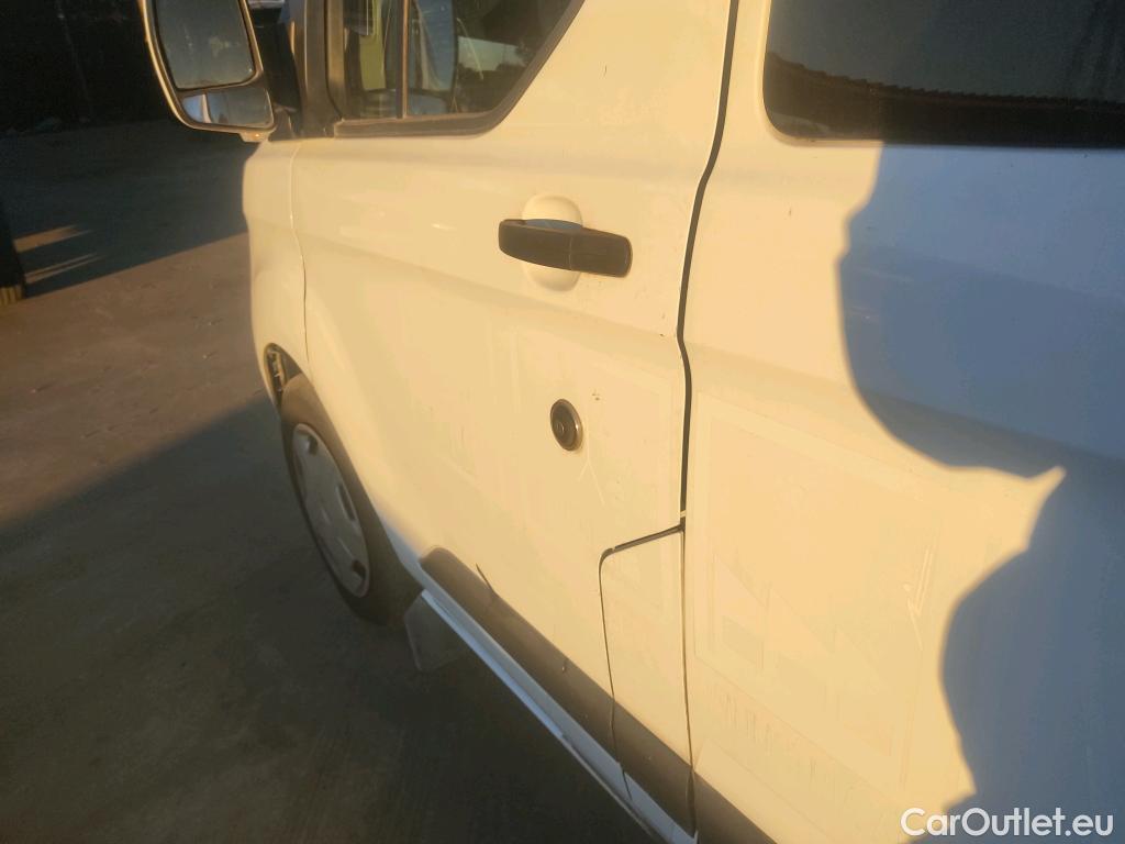  Ford  Transit FORD  Custom / 2012 / 4P / combi Mixto 2.0 TDCI 96kW 320 L1 Trend MHEV #19
