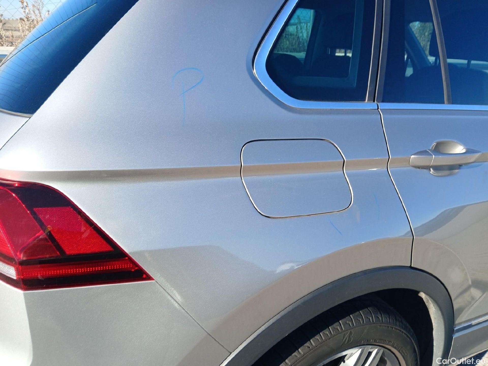  Volkswagen  Tiguan VOLKSWAGEN  / 2016 / 5P / todoterreno Advance 2.0 TDI 110kW (150CV) DSG #22