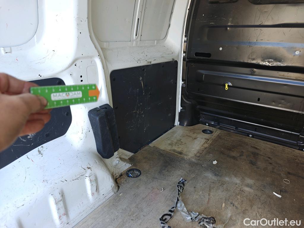  Citroen  Jumpy CITROEN  / 2016 / 4P / furgón Talla XS BlueHDi 120 S&S 6v CityVan #2