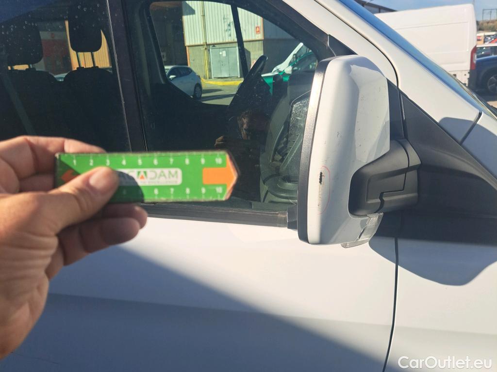  Ford  Transit FORD  Custom / 2012 / 4P / combi Kombi 2.0 TDCI 96kW 320 L1 Trend #61