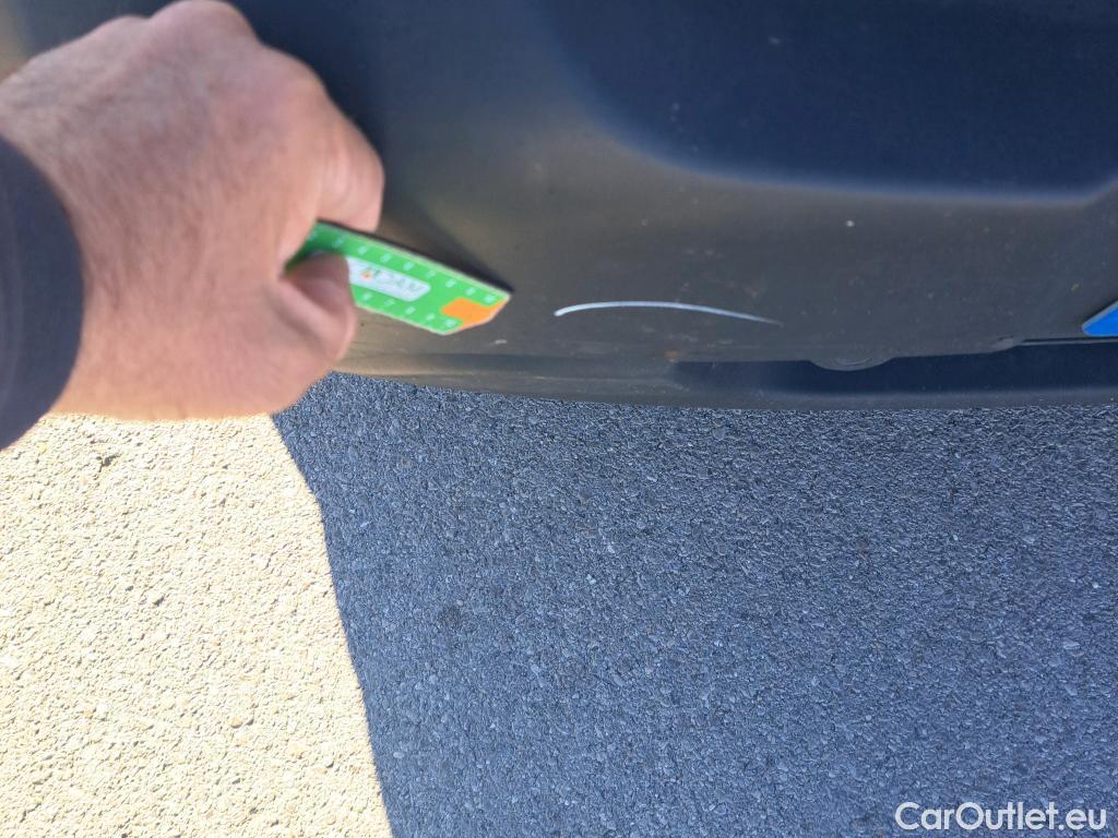  Ford  Transit FORD  / 2013 / 4P / furgón 350 96kW L3H2 Van Trend FWD #52