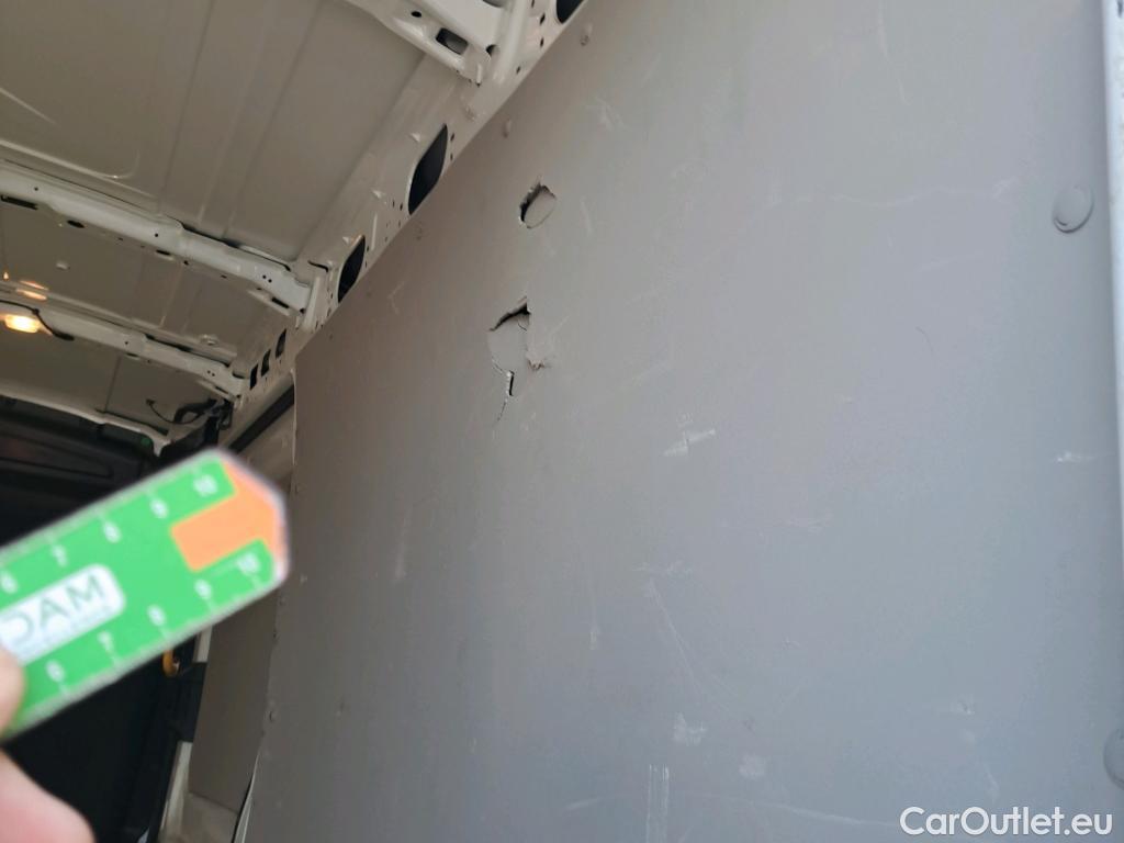  Ford  Transit FORD  / 2013 / 4P / furgón 350 96kW L3H2 Van Trend FWD #11