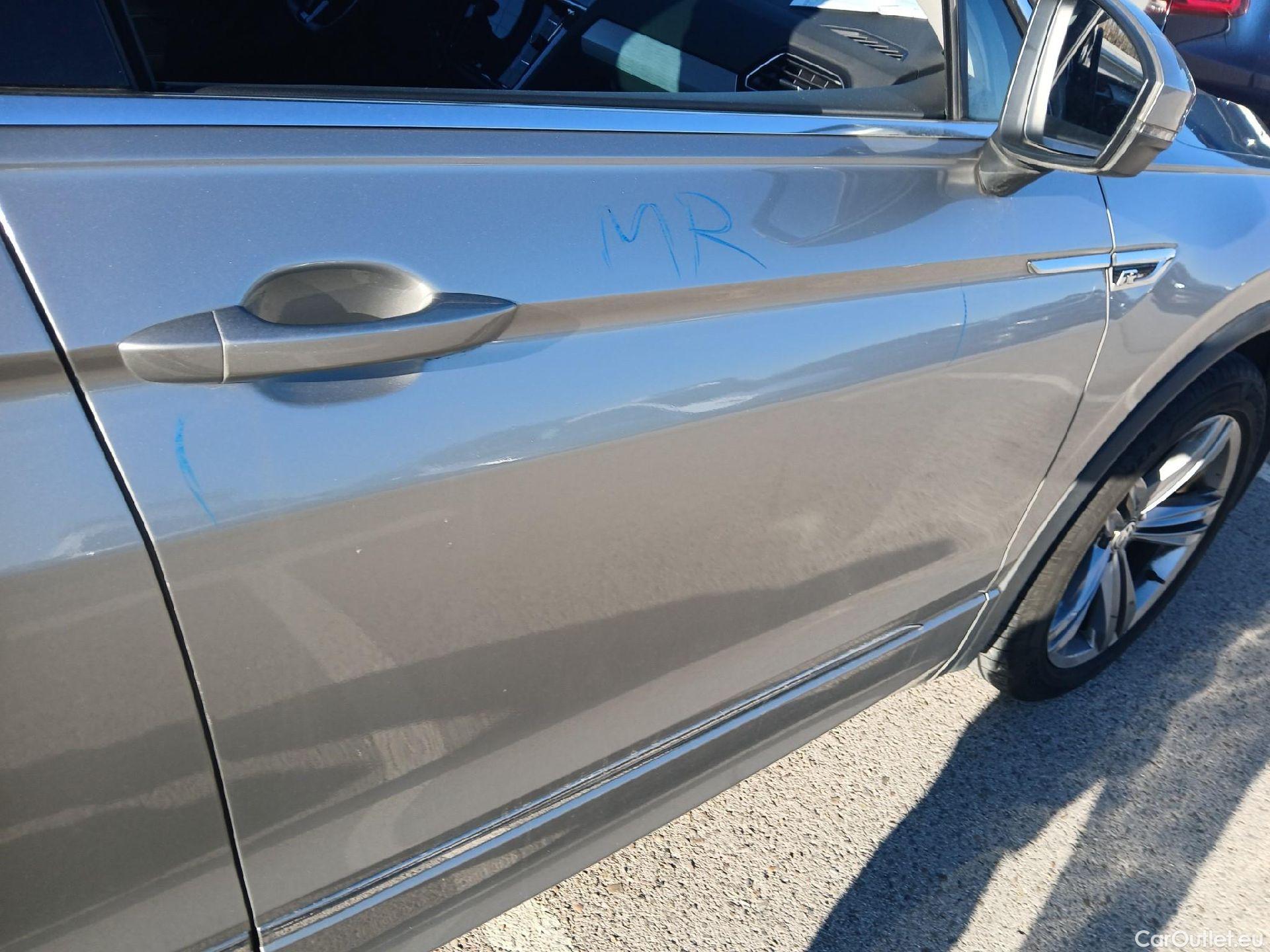  Volkswagen  Tiguan VOLKSWAGEN  / 2016 / 5P / todoterreno Advance 2.0 TDI 110kW (150CV) DSG #26