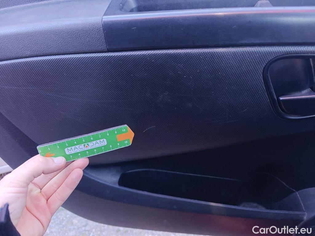  Fiat  Fiorino FIAT  / 2016 / 4P / furgón derivado de turismo Cargo Base N1 1.3 MJet 59 kW (80 CV) #61