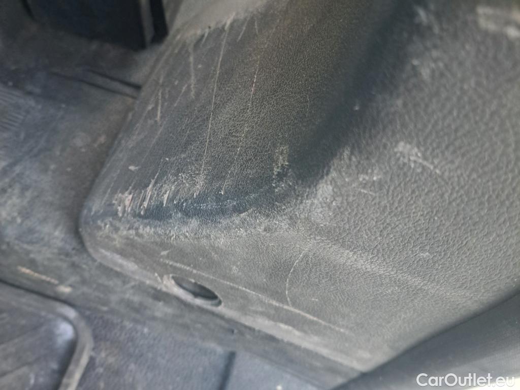  Ford  Transit FORD  Custom / 2012 / 4P / combi Kombi 2.0 TDCI 96kW 320 L1 Trend #42