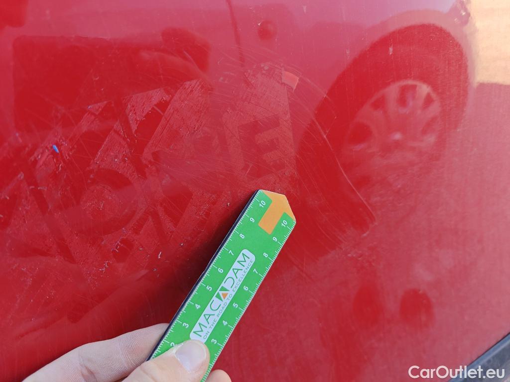  Fiat  Fiorino FIAT  / 2016 / 4P / furgón derivado de turismo Cargo Base N1 1.3 MJet 59 kW (80 CV) #40