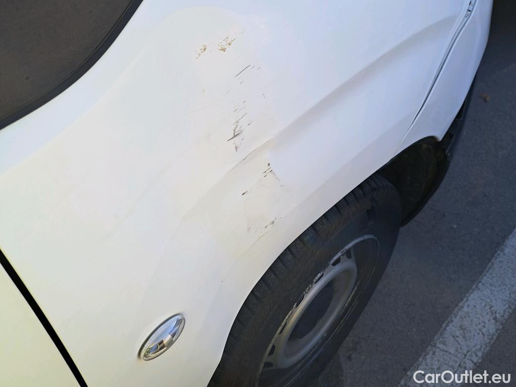  Citroen  Berlingo CITROEN  / 2018 / 4P / combi Talla M BlueHDi 100 LIVE (AC) #4