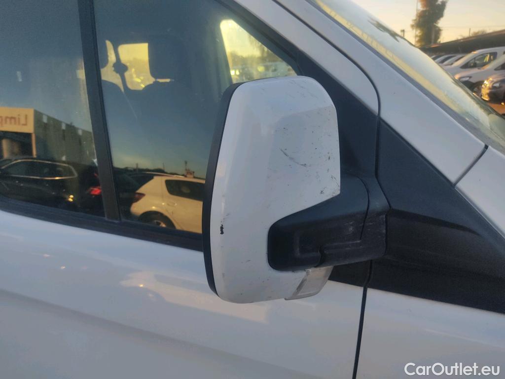  Ford  Transit FORD  Custom / 2012 / 4P / combi Mixto 2.0 TDCI 96kW 320 L1 Trend MHEV #26