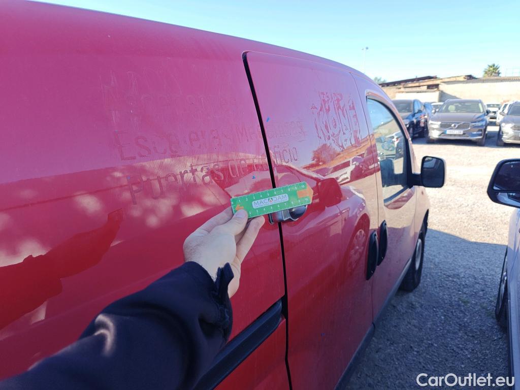  Fiat  Fiorino FIAT  / 2016 / 4P / furgón derivado de turismo Cargo Base N1 1.3 MJet 59 kW (80 CV) #23