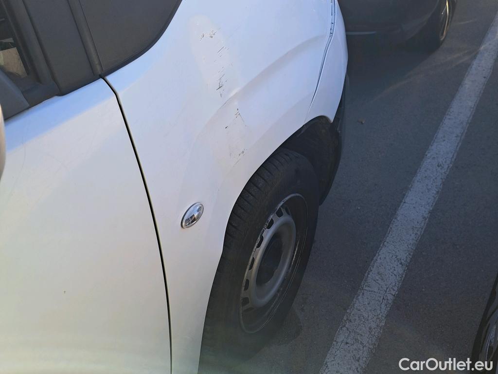  Citroen  Berlingo CITROEN  / 2018 / 4P / combi Talla M BlueHDi 100 LIVE (AC) #3