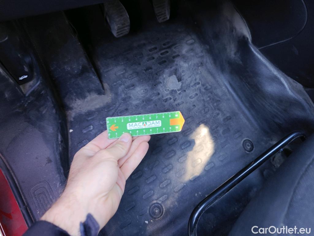  Fiat  Fiorino FIAT  / 2016 / 4P / furgón derivado de turismo Cargo Base N1 1.3 MJet 59 kW (80 CV) #44