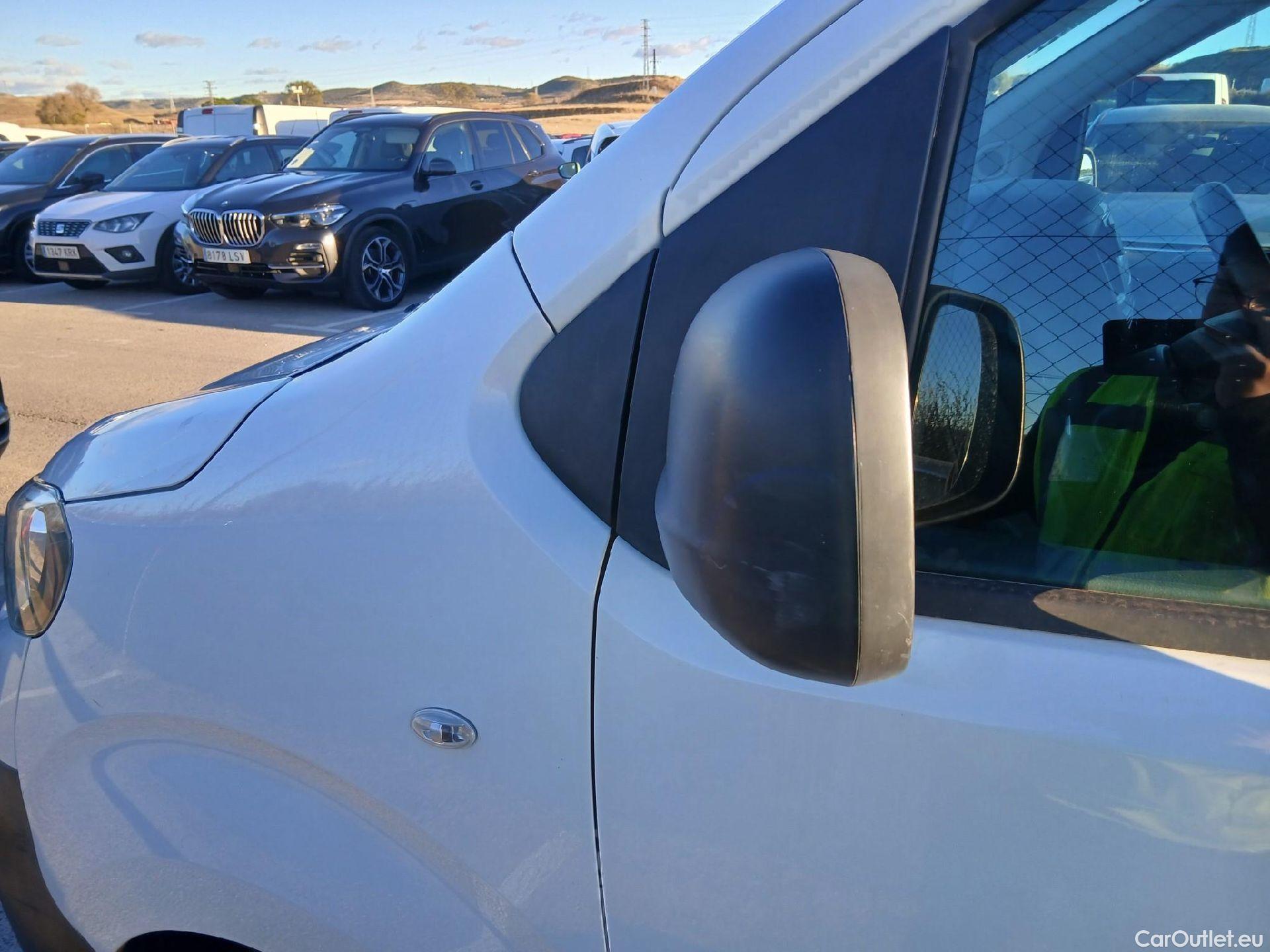  Peugeot  Expert PEUGEOT  Furgón Pro 2.0 BlueHDi 120 S&S Standard #19