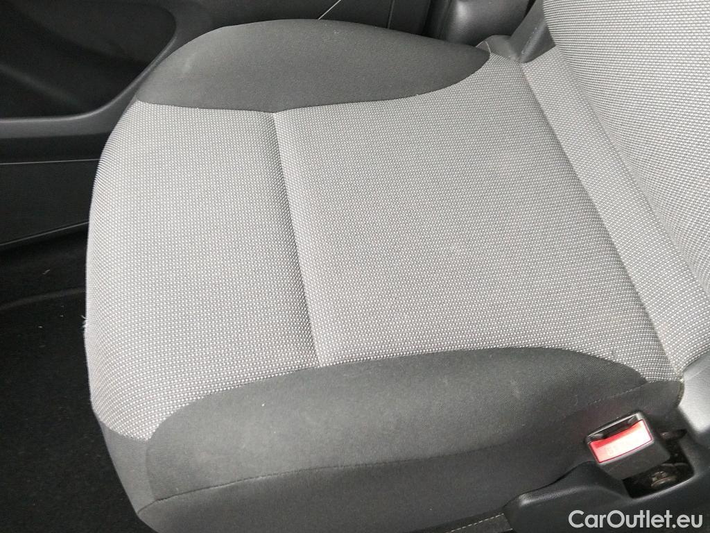  Peugeot  Partner PEUGEOT  / 2015 / 3P / furgón derivado de turismo Furgón Confort L1 BlueHDi 73KW (100CV) #34