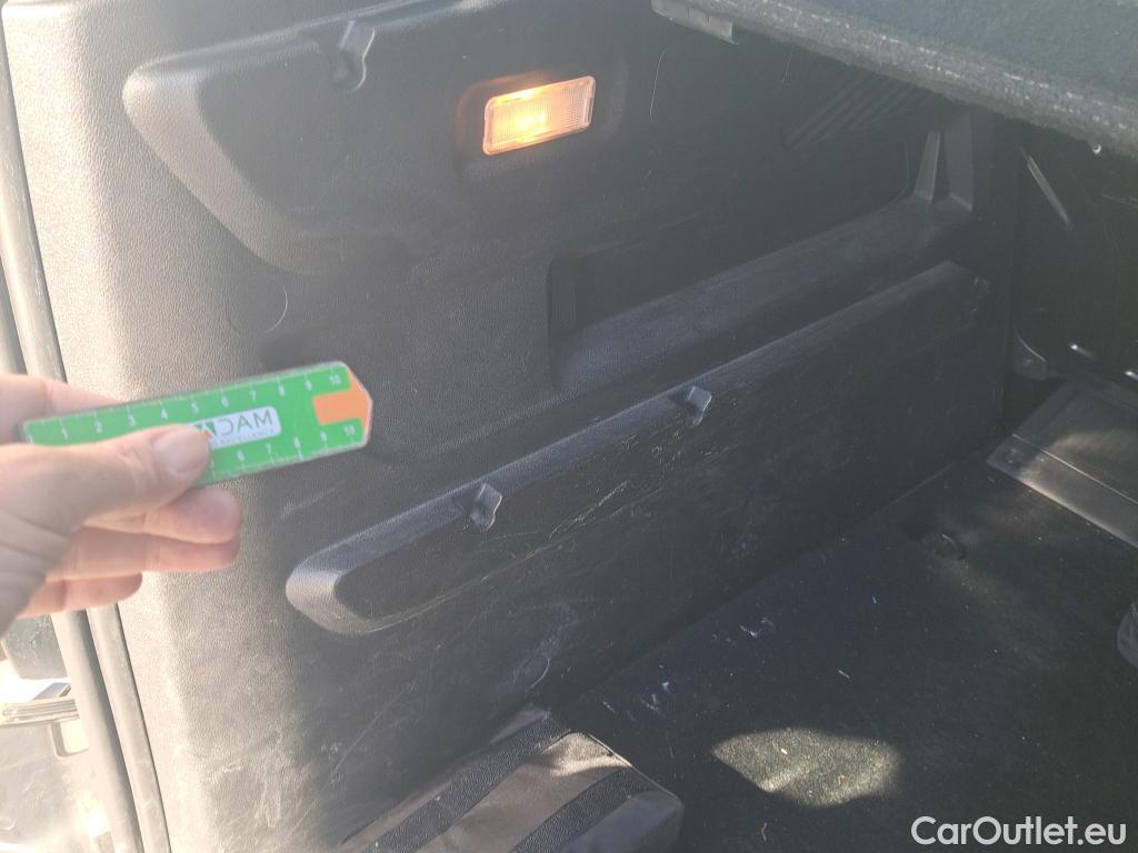  Peugeot  RIFTER PEUGEOT  / 2018 / 4P / combi Active Standard BlueHDi 73kW (IND) (CX2) #28