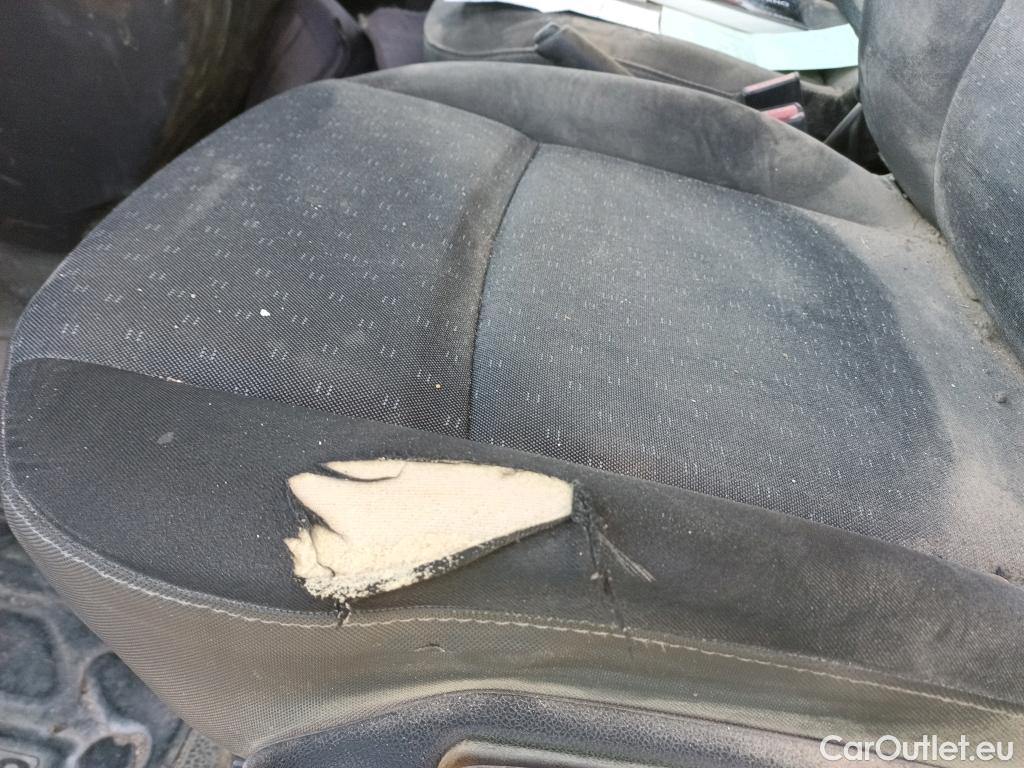  Opel  Movano OPEL  / 2019 / 4P / furgón 2.3 CDTI 99kW (135CV) L2 H2 F 3.5t #38