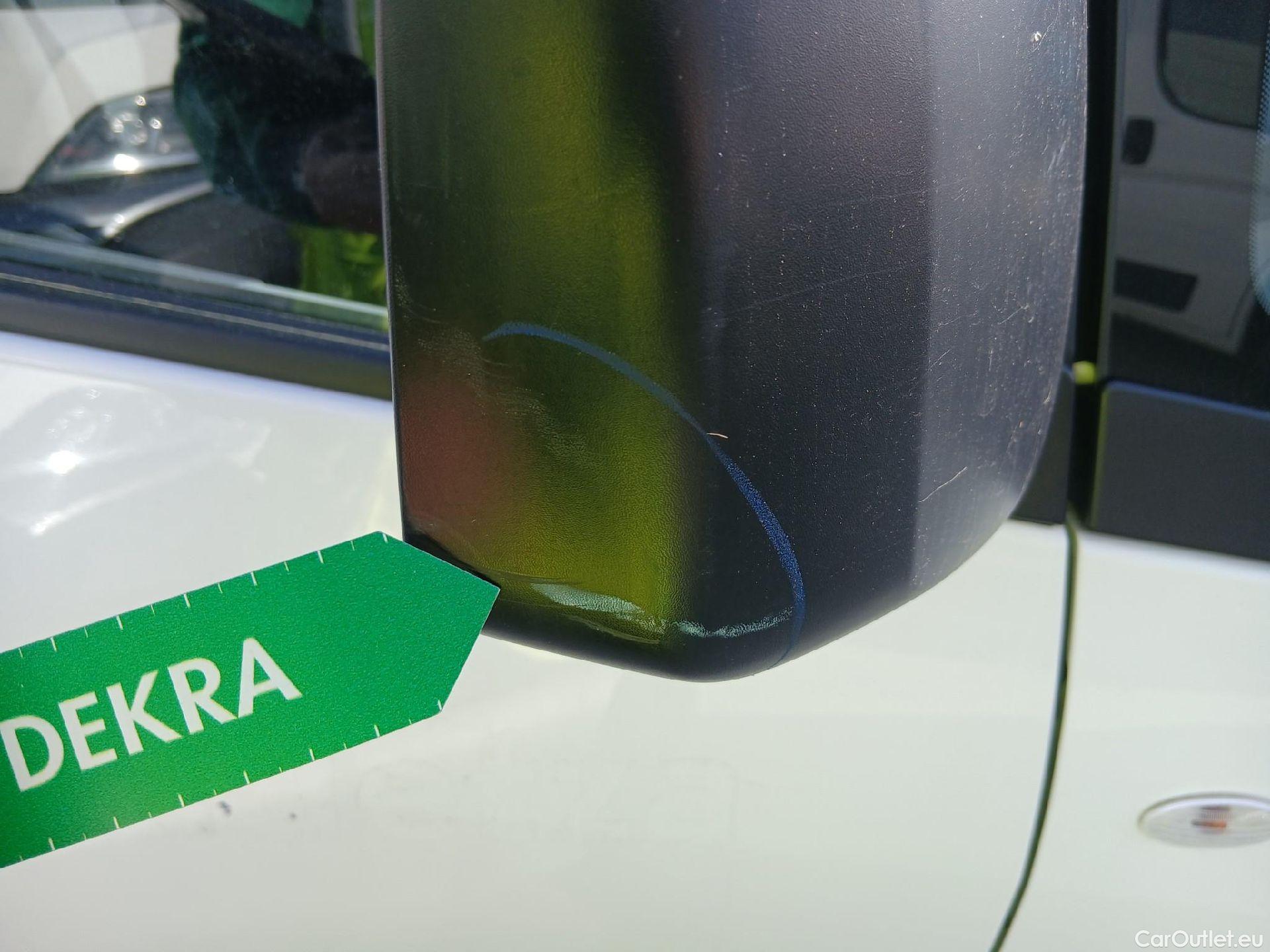  Nissan  NV200 NISSAN e- / 2009 / 5P / furgón Furgón 5p 40 kWh COMFORT #32