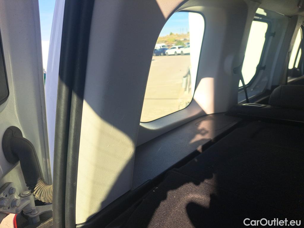  Peugeot  RIFTER PEUGEOT  / 2018 / 4P / combi Active Standard BlueHDi 73kW (IND) (CX2) #30