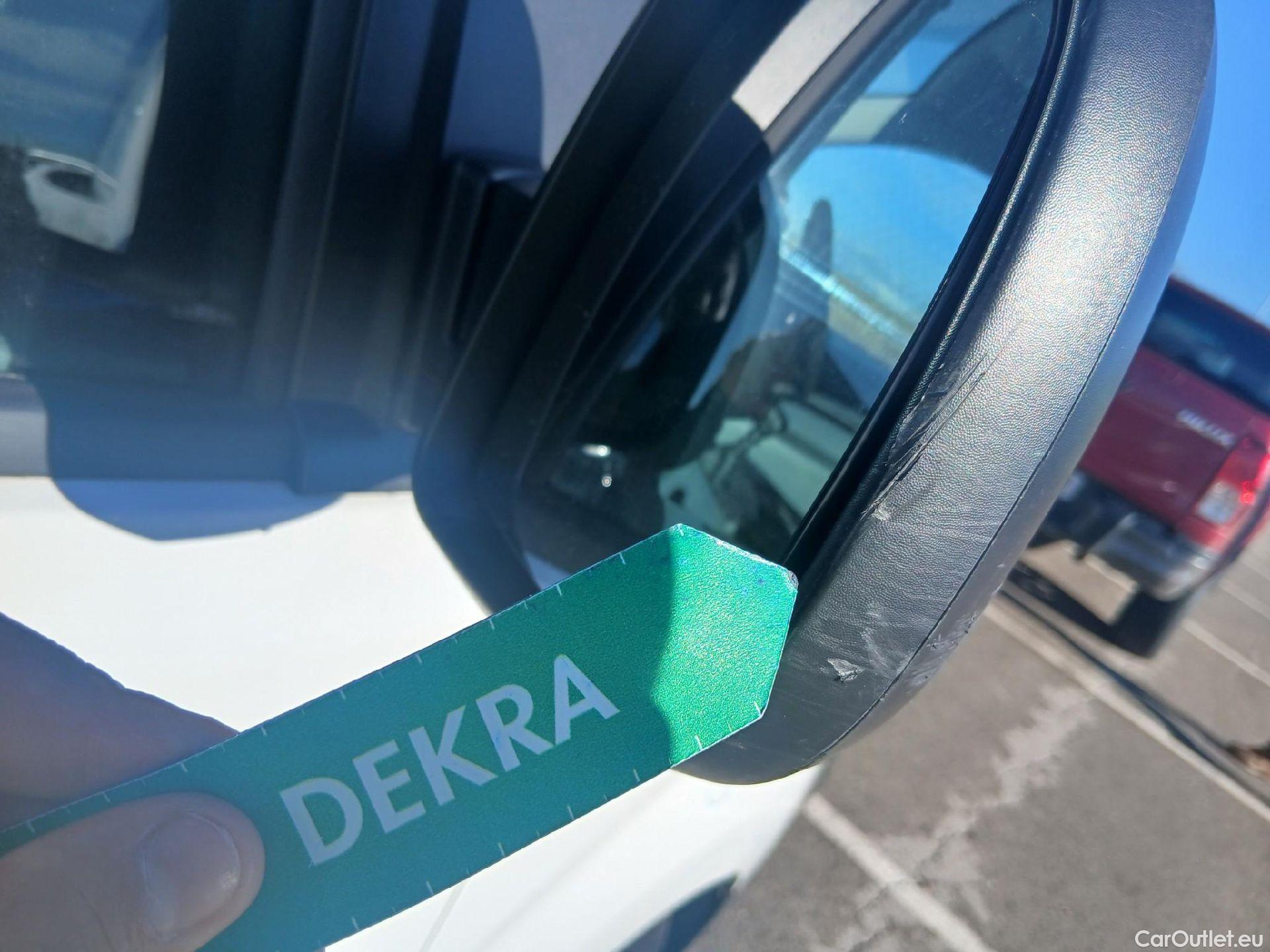  Opel  Vivaro OPEL  / 2019 / 4P / furgón 1.5 Diésel 74kW(100CV)M Std Exp #55