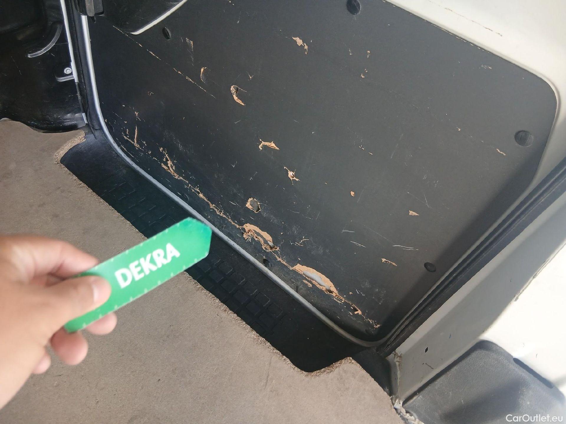  Opel  Vivaro OPEL  / 2019 / 4P / furgón 1.5 Diésel 74kW(100CV)M Std Exp #8